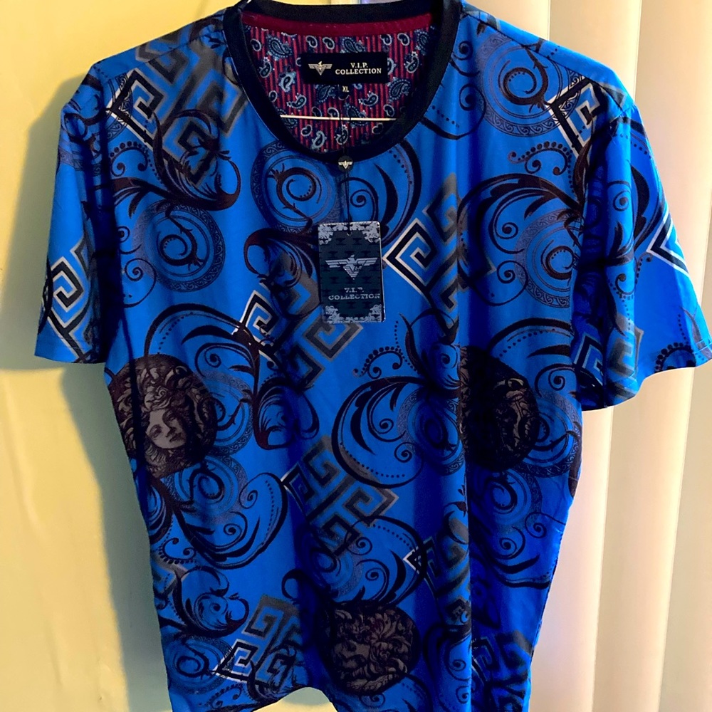t shirt